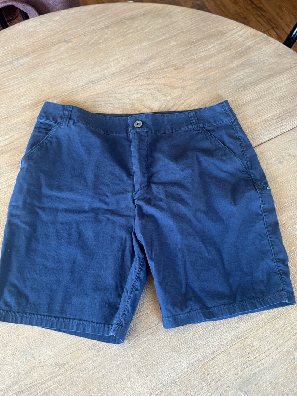 Kuhl Blue Flat Front Canvas Outdoor Hiking Shorts Mens Size 36 Like New